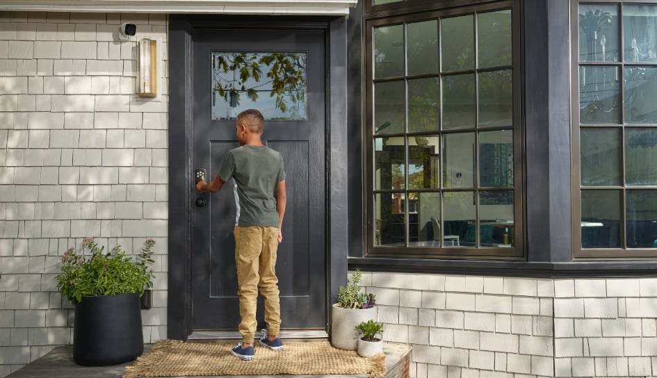 Vivint Smart Lock on home in Miami